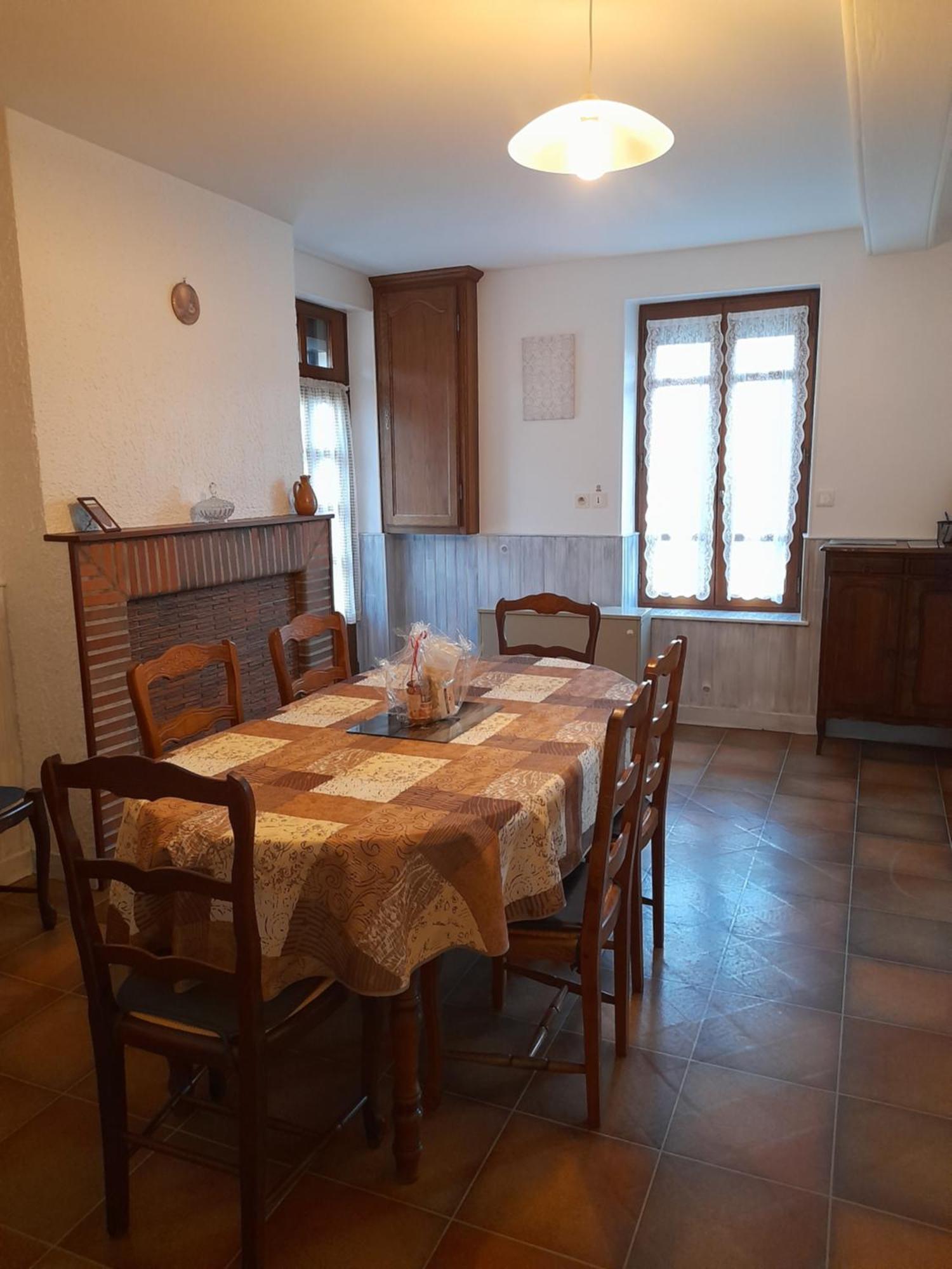 Maison Proche Le Pal 4Kms Thiel-sur-Acolin Exterior photo